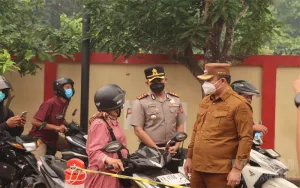 Pastikan Pelayanan dan Ketersediaan BBM, Kapolres Ketapang Bersama Bupati Turun Langsung Cek SPBU