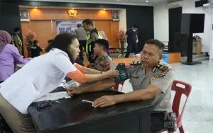 Sambut Hari Jadi ke-75 Humas Polri, Polres Sibolga Gelar Donor Darah Bersama RSU FL Tobing
