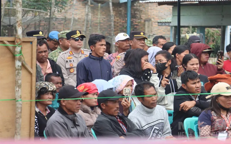 Tinjau TPS, Kapolres Humbahas Pastikan Pilkades Serentak 2026 Berjalan Aman dan Kondusif
