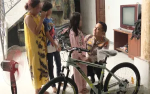 Aksi Empati Personel Bidhumas Polda Kalbar: Sambangi Korban KDRT, Beri Dukungan Moral dan Psikologi