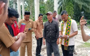 Perkuat Silaturahmi dan Serap Aspirasi Warga Simeulue, Jamaluddin Idham Salurkan Bantuan Pembangunan Masjid