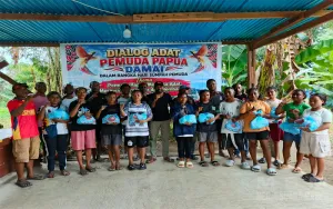 Kaleb Woisiri Ajak Generasi Muda Waropen Timur Jaga Persatuan dan Kesatuan
